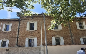 Logements d'ouvriers bâtis en briques
